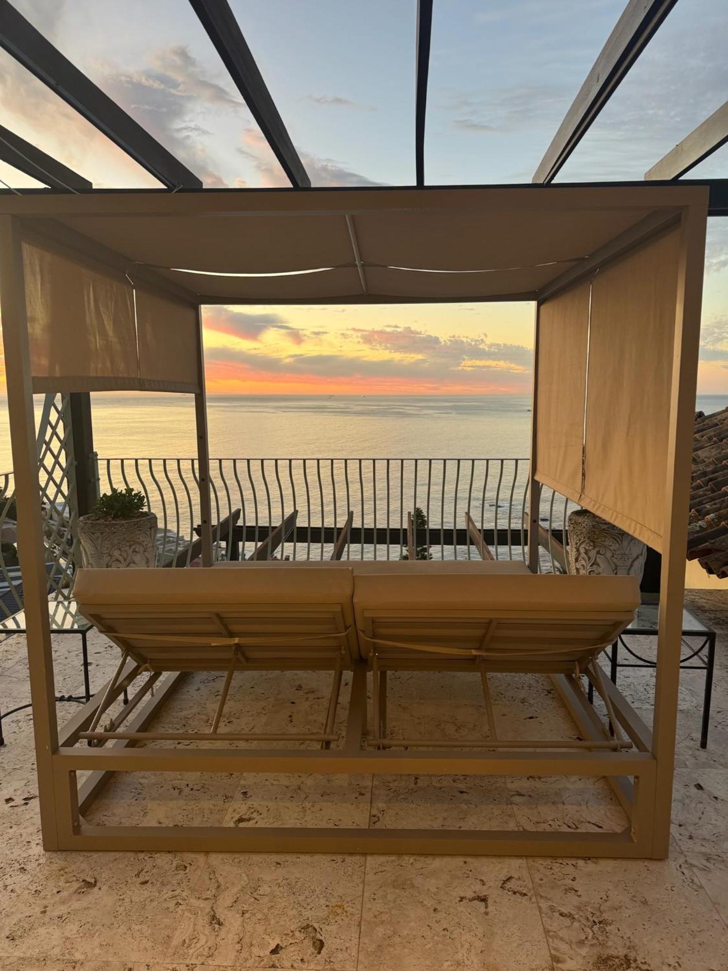 Villa Del Mar - "Luxurious En-Suite Bedroom With Lounge And Stunning Sea View Balcony In Bantry Bay" Kapstaden Eksteriør billede
