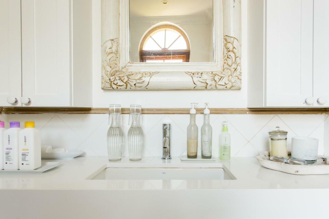 Villa Del Mar - "Luxurious En-Suite Bedroom With Lounge And Stunning Sea View Balcony In Bantry Bay" Kapstaden Eksteriør billede